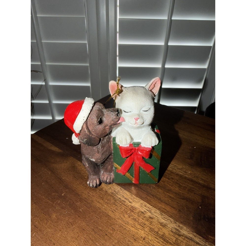 New‎ Christmas Ornament Gift Box Bow Holiday Decor Lab Dog Puppy Cat Kitten